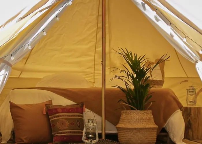 Domaine Authentique De Rose Luxe tent Porto-Vecchio (Corsica)