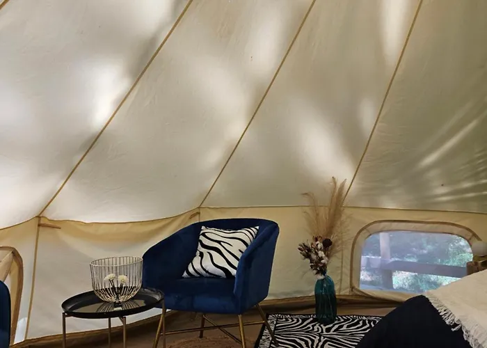 Domaine Authentique De Rose *