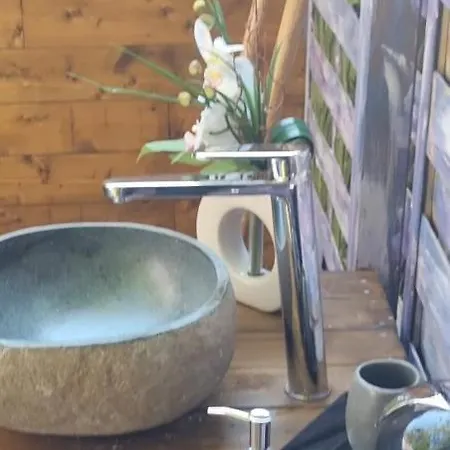 Domaine Authentique De Rose Luxury tent *